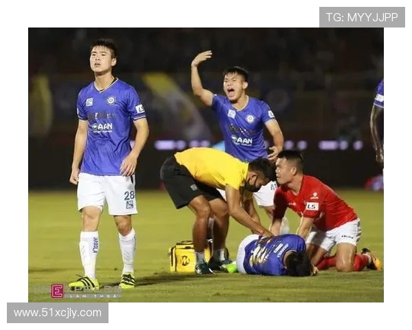 伊萨克骨折前已察觉危险应学会规避铲抢避免伤害